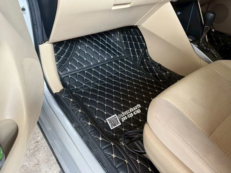 พรมปูพื้นรถยนต์ 6D Toyota Vios 2013 เคฟล่าสีดำด้ายทอง