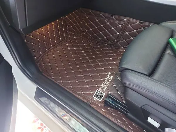 พรมปูพื้นรถยนต์ 6D Bmw 118i F20 สีกาแฟเคฟล่า