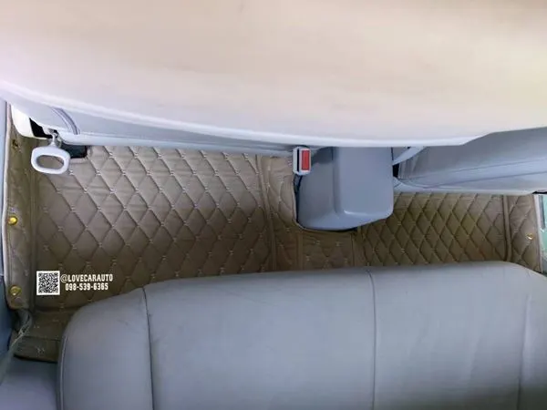 พรมปูพื้นรถยนต์ 6D Nissan figaro สีครีม