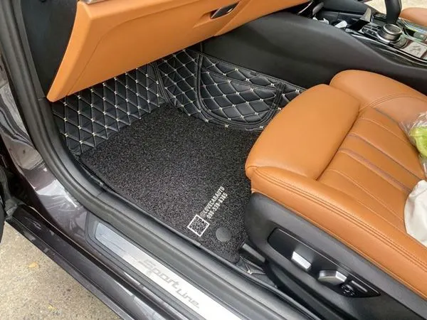พรมปูพื้นรถยนต์-สีดำด้ายทอง-ไวนิลสีดำ-BMW-530e-g30
