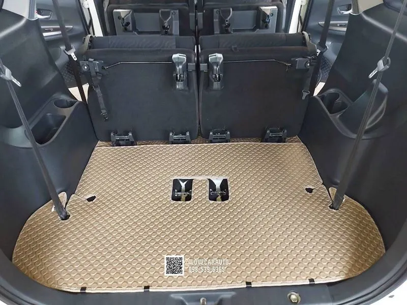 พรมกระดุมปูพื้นรถยนต์ TOYOTA AVANZA กระดุมสีครีม