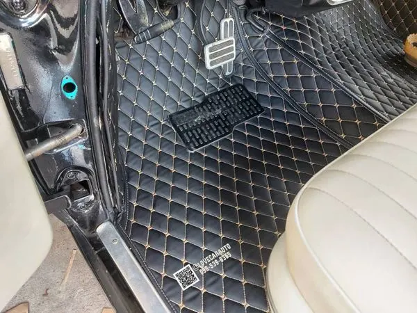 พรมปูพื้นรถยนต์ chevrolet bel air ปี2499 สีดำด้ายทอง