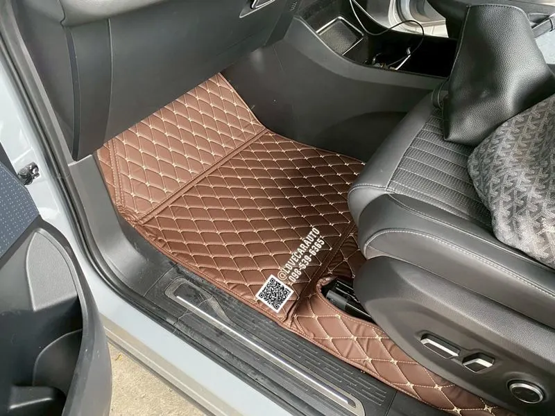 พรมปูพื้นรถยนต์ 6D Mg Maxus 9 สีกาแฟ