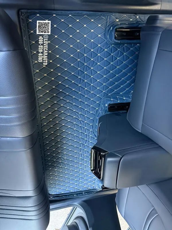 พรมปูพื้นรถยนต์ GEELY EX5 สีน้ำเงินด้ายทอง