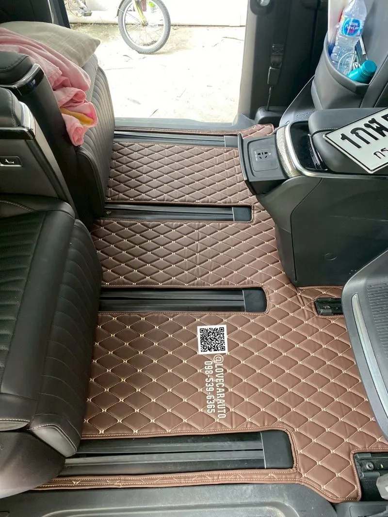 พรมปูพื้นรถยนต์ 6D Mg Maxus 9 สีกาแฟ