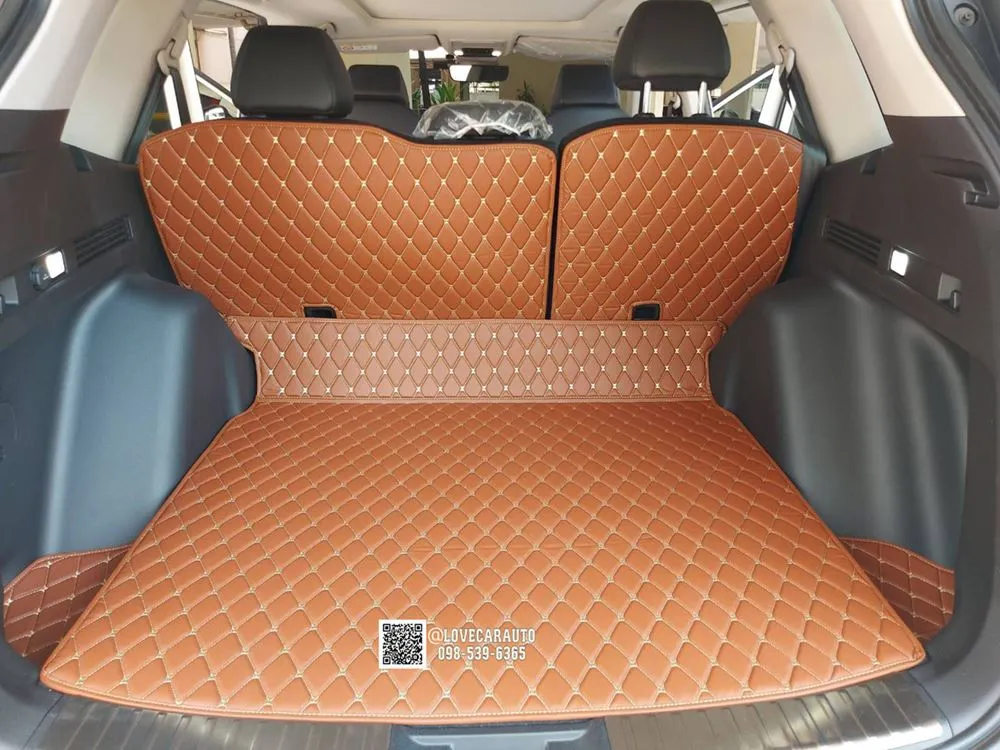 พรมปูพื้นรถยนต์ 6D Honda CR-V G6 สีน้ำตาลเข้ม
