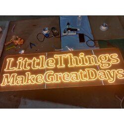 ป้ายไฟนีออนเฟล็กซ์ “Little Things Make Great Days” เติมพลังบวกให้ทุกวันของลูกค้า