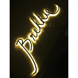 ป้ายตัวอักษรซิ้งค์โลหะไฟออกหลังLED งานBREKKIE