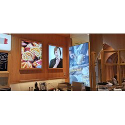 กรอบป้ายกระจายแสงแอลอีดี ป้ายเมนูบอร์ด ลายไม้บิวท์อิน งานRENDEZ-VOUS