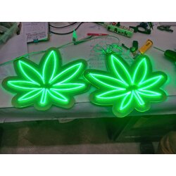 ป้ายไฟนีออนดัด โลโก้ร้านกัญชา