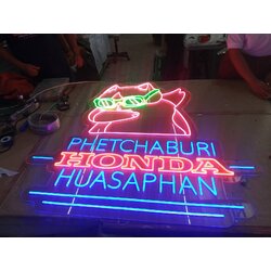 ป้ายไฟนีออนเฟล็กซ์ "PHETCHABURI HONDA HUASAPHAN"