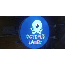 ป้ายตู้ไฟวงกลม ป้ายกล่องไฟวงกลม ป้ายหน้าร้าน "OCTOPUS LANDS"