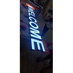 ป้ายตัวอักษรไฟออกหน้า ร้านWELCOME