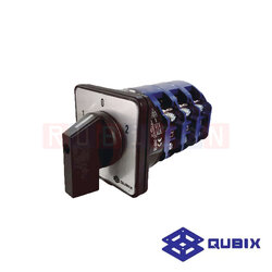 QUBIX SA125-3-3/61027-B013 สวิตช์สับเปลี่ยนสองทางมีตำแหน่งปิด 3P 100A 15kW / 30kW ขนาด 88x88มม. (CHANGE OVER SWITCHES WITH OFF)