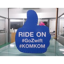งานป้ายไฟเชียร์ตามรูปทรง ป้ายไฟเชียร์รูปมือ งานRIDE ON #GoZwify #KOMKOM