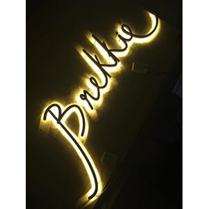 ป้ายตัวอักษรซิ้งค์โลหะไฟออกหลังLED งานBREKKIE