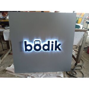 ป้ายไฟLEDเหล็กซิ้งค์พ่นสีไฟออกหลัง งานBODIK