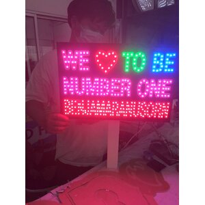 งานป้ายไฟเชียร์แอลอีดีใส่ถ่าน งานBENJAMA