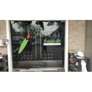 งานป้ายสติกเกอร์ติดกระจก พร้อมติดตั้งหน้างาน งานIntelcraft Your Intelligent Solution Provider