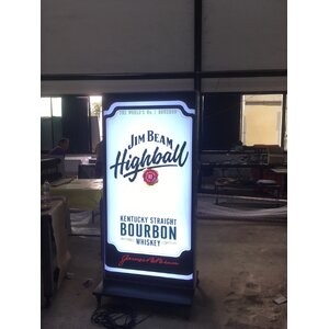 งานป้ายกล่องไฟล้อเลื่อน งานJIM BEAM