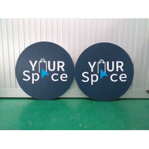 ป้ายงานพิมพ์สติกเกอร์ติดลงบนแผ่นอะคริลิคหน้าเรียบ งานYour Space