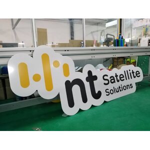 ป้ายร้านNT Satellite Solutions ป้ายพิมพ์ลงแผ่นอะคริลิค