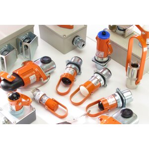 DAIWA DENGYO-INTERLOCL PLUG