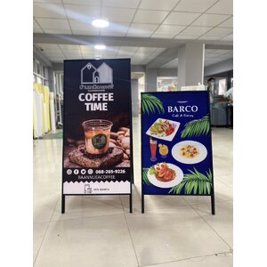 ป้ายตั้งหน้าร้านสแตนดี้