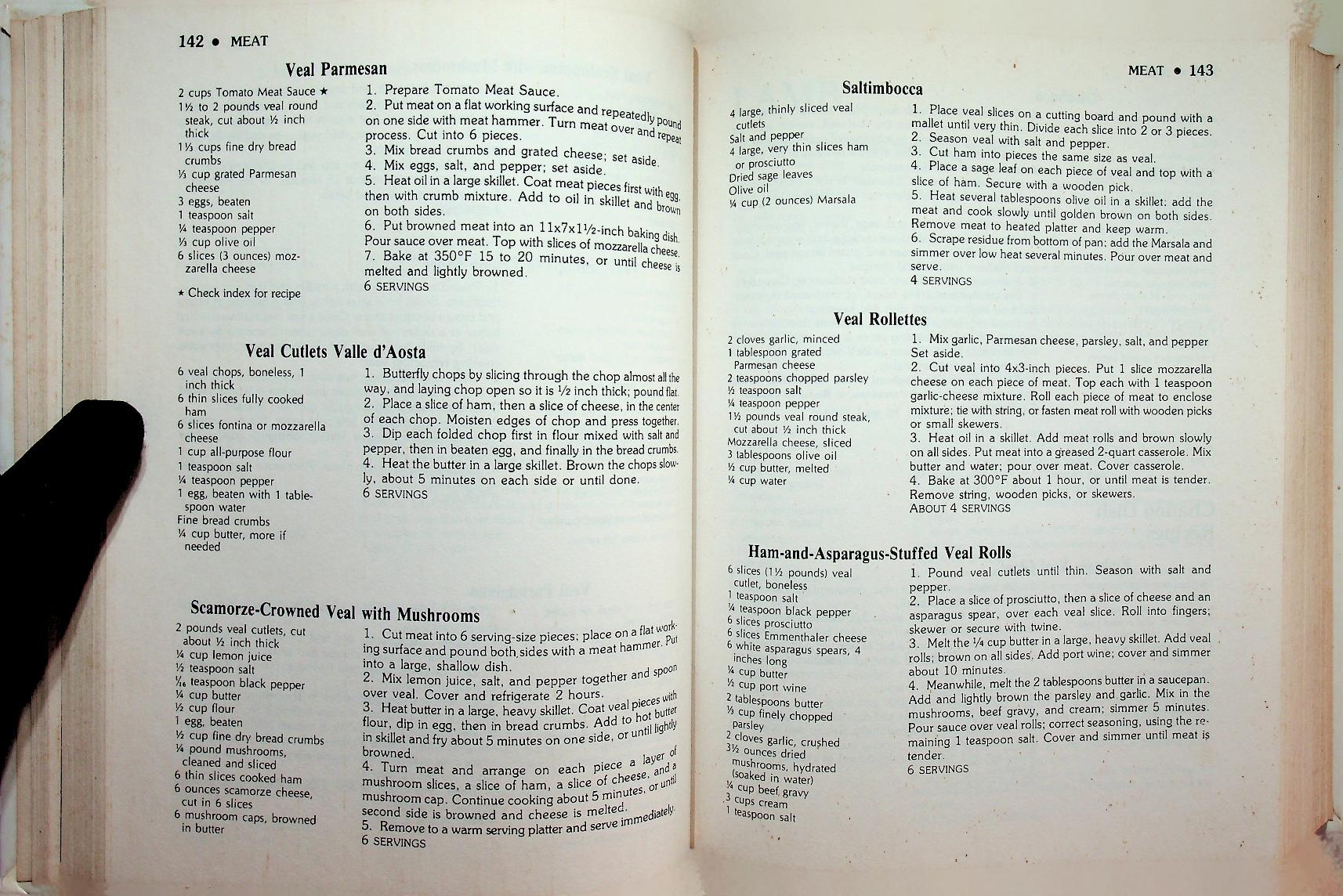 The American Family Home Cookbook (ฉบับภาษาอังกฤษ)