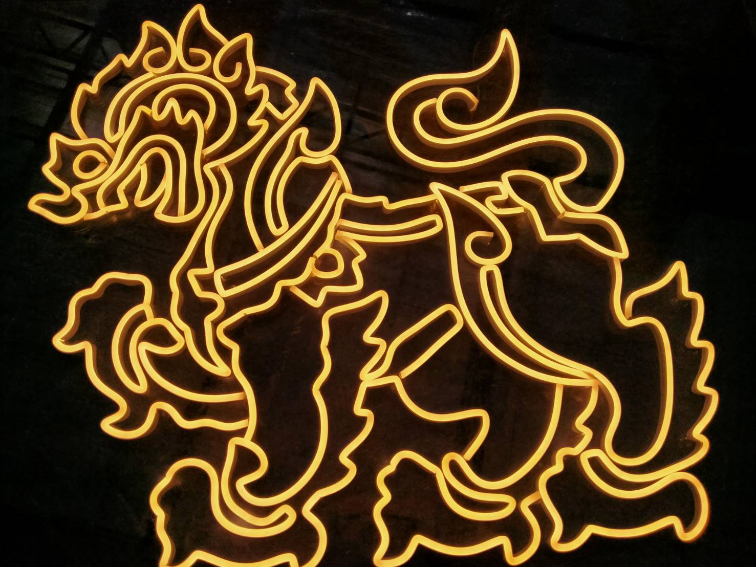 ป้ายไฟนีออนเฟล็คแอลอีดี งานโลโก้สิงห์