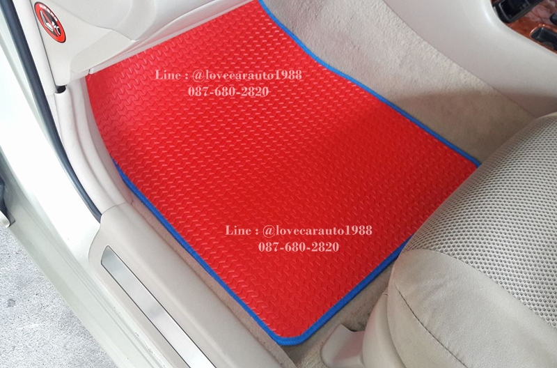 ผ้ายางกระดุมเข้ารูป toyota camry 2005