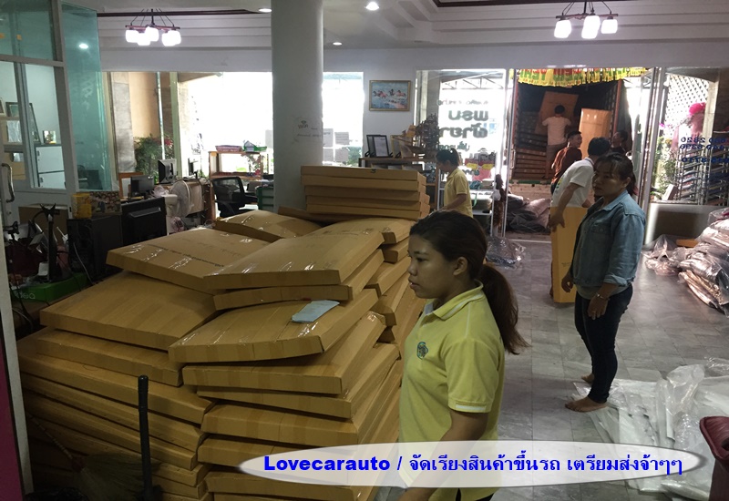 พรมปูพื้นรถยนต์,ขายพรมปูพื้นรถยนต์ราคาโรงงาน,พรมปูพื้นในรถยนต์