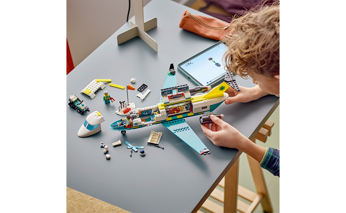 **MTS Toys**เลโก้ Lego 60465 City : Emergency Air Ambulance Airplane