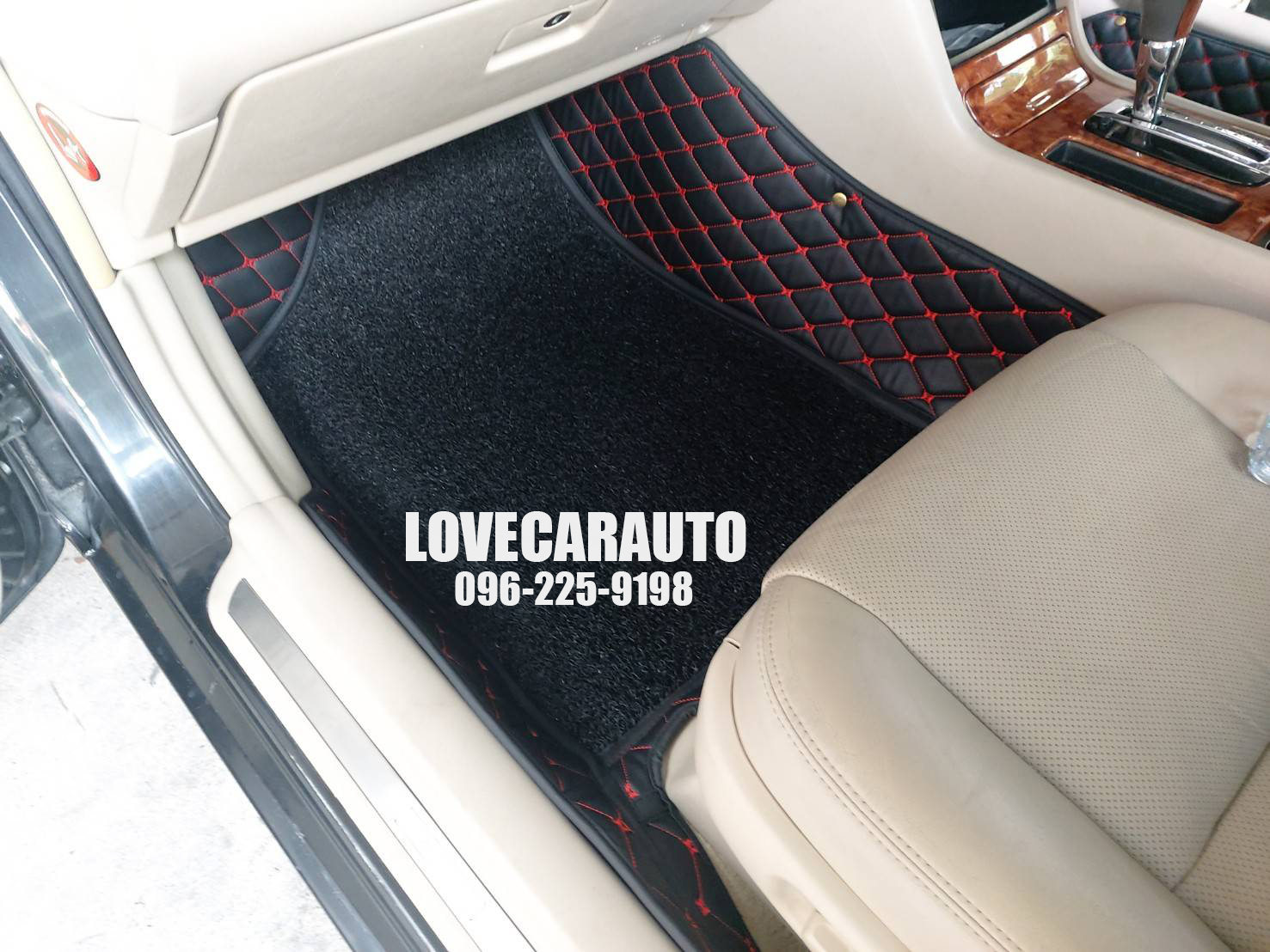 พรมรถยนต์ 8D สีดำด้ายแดง + ไวนิลสีดำ Toyota camry