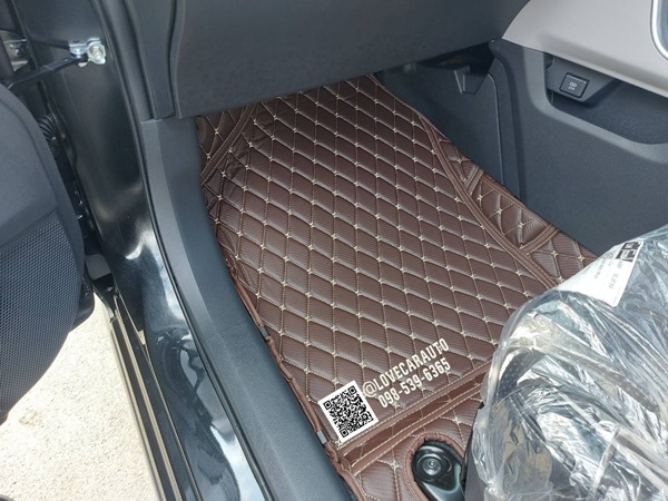 พรมปูพื้นรถยนต์6D Toyota Veloz 2023 ลายเคฟล่าสีกาแฟ