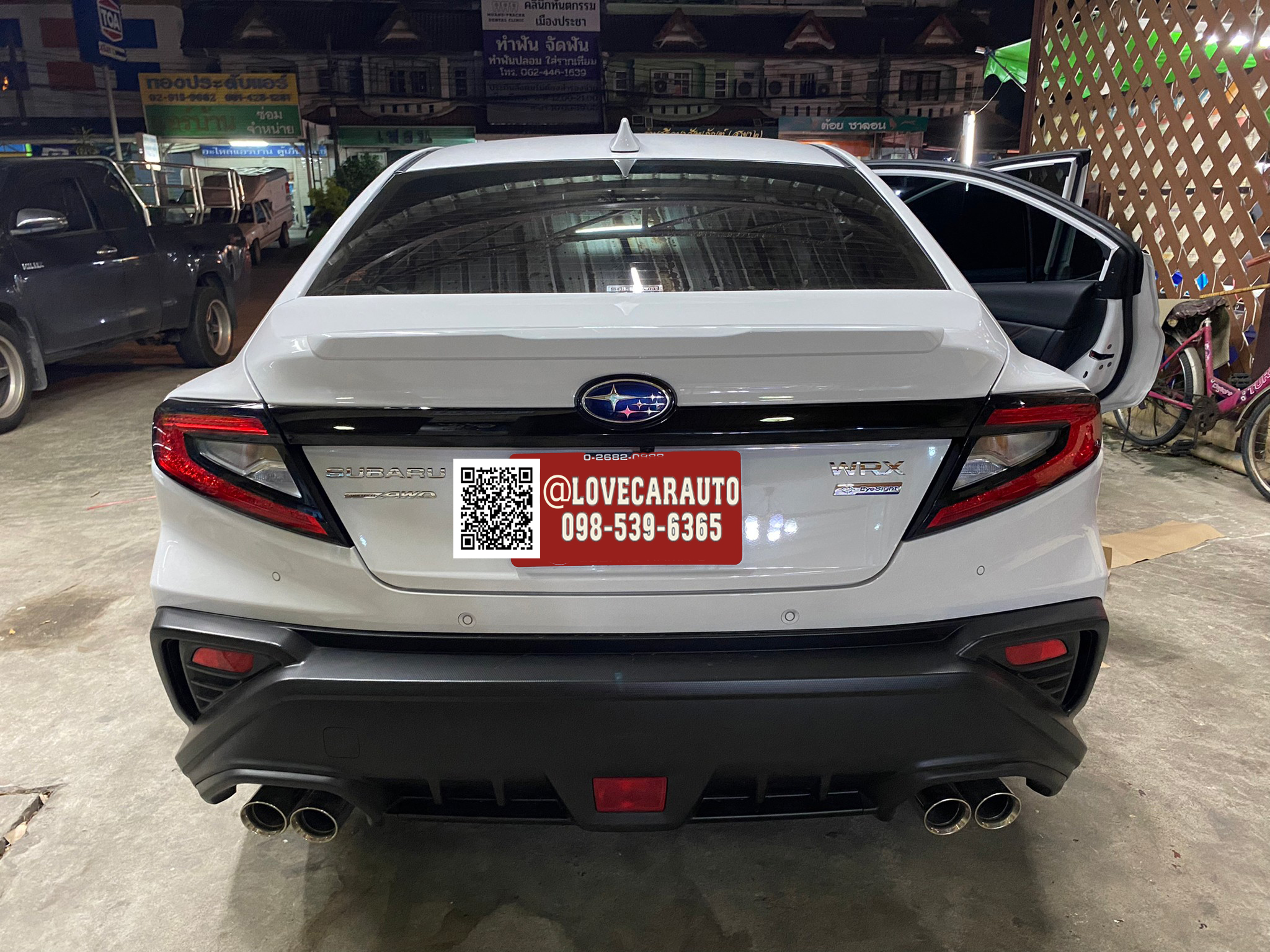 พรมดักฝุ่นไวนิล ปูรถยนต์เข้ารูป Subaru WRX 2022 ไวนิลดักฝุ่นสีแดง