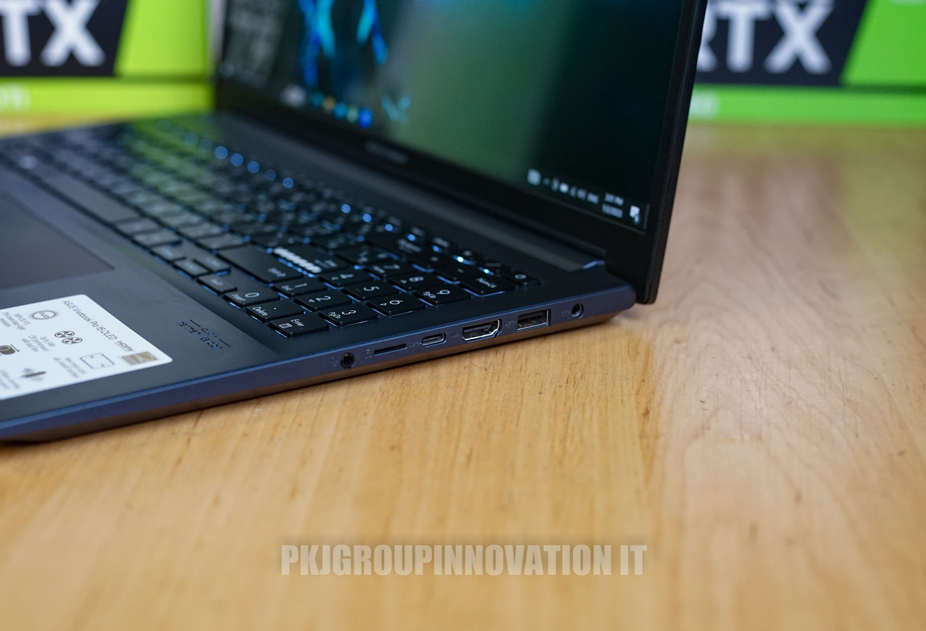 โน๊ตบุ๊คมือสอง ASUS Vivobook 15 OLED D3500QC-L1701TS สภาพสวย จอ 15.6" 60 MHz