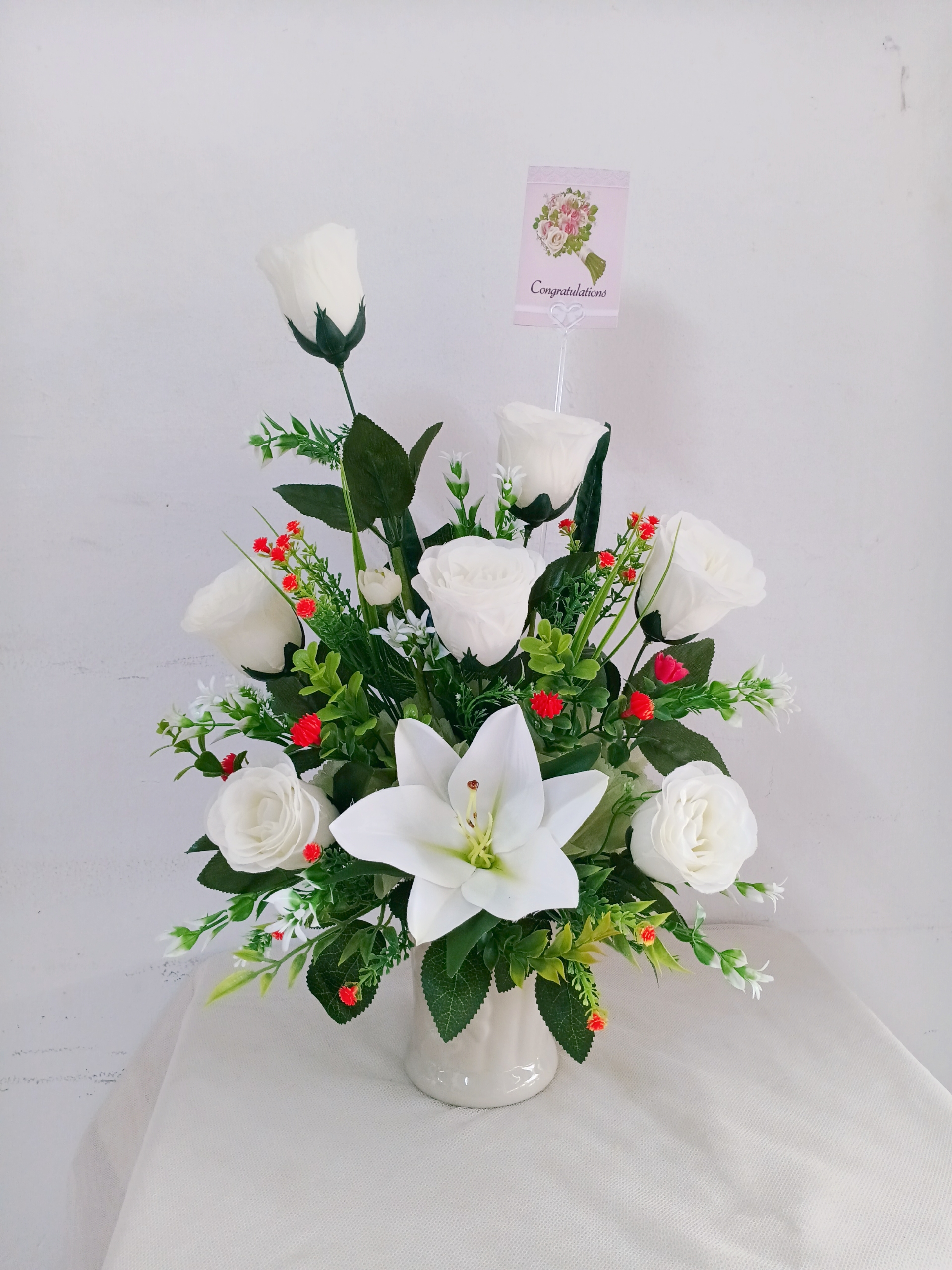 แจกันดอกไม้ประดิษฐ์ (มีสินค้าพร้อมจำหน่าย)