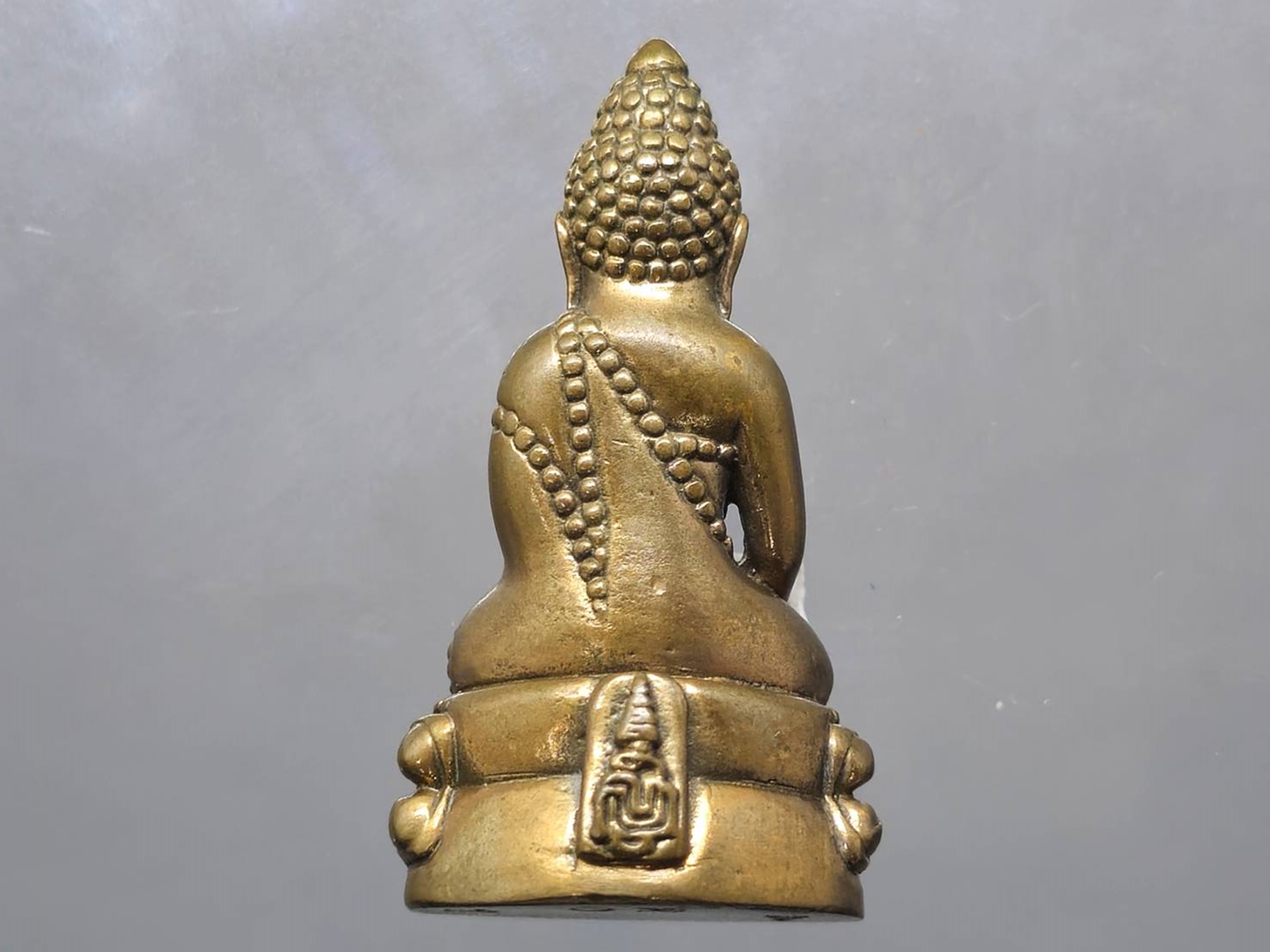 พระกริ่งฉลองพระชนมายุ ญสส 90 พรรษา เนื้อสัมฤทธิ์ ขนาดสูง 3.7 ซ.ม.วัดบวรนิเวศวิหาร ปี2546 พร้อมกล่องเดิม