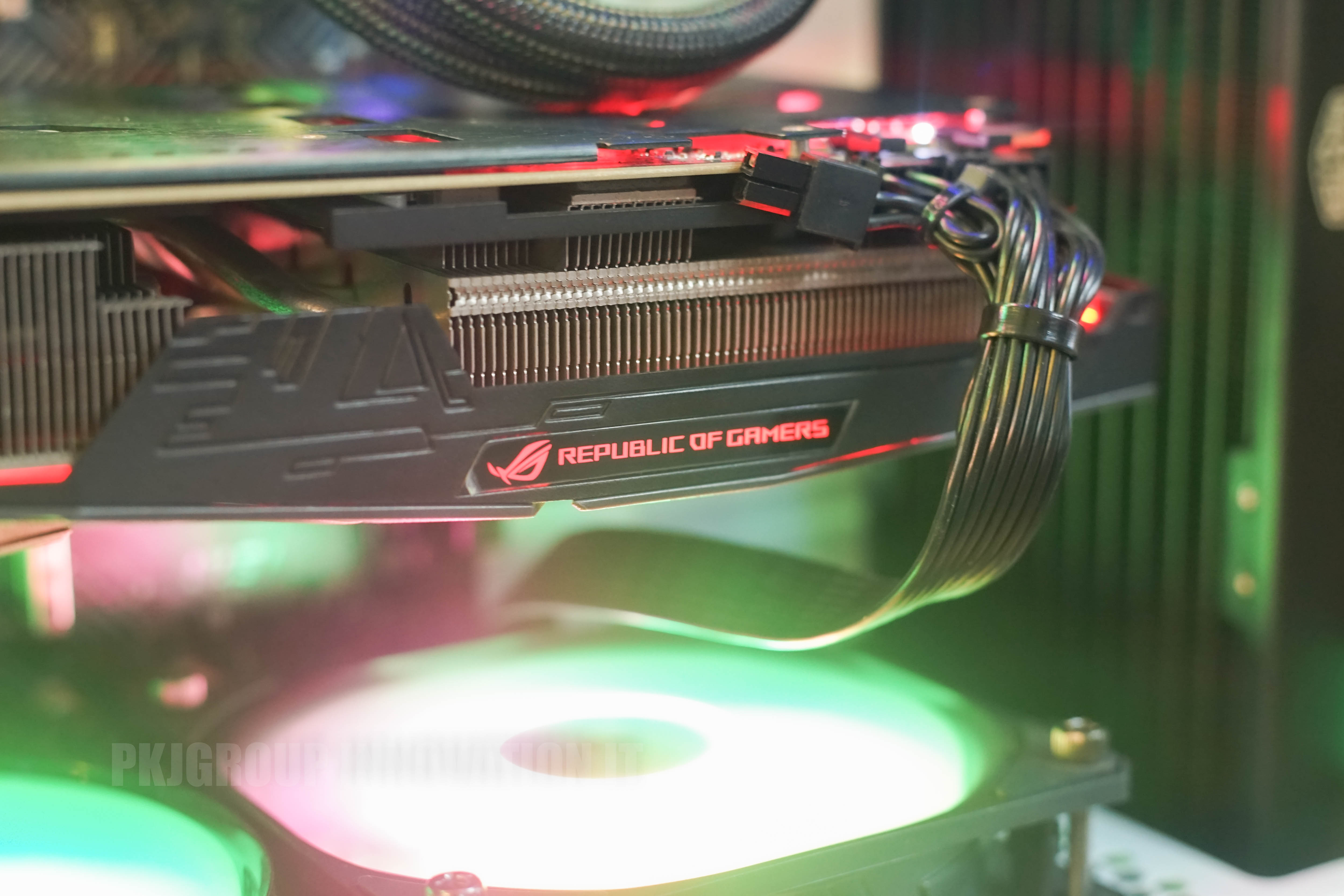 คอมเล่นเกมมือสอง Galax i7-12700KF RAM 16 GB SSD M.2 1 TB 2060 Super