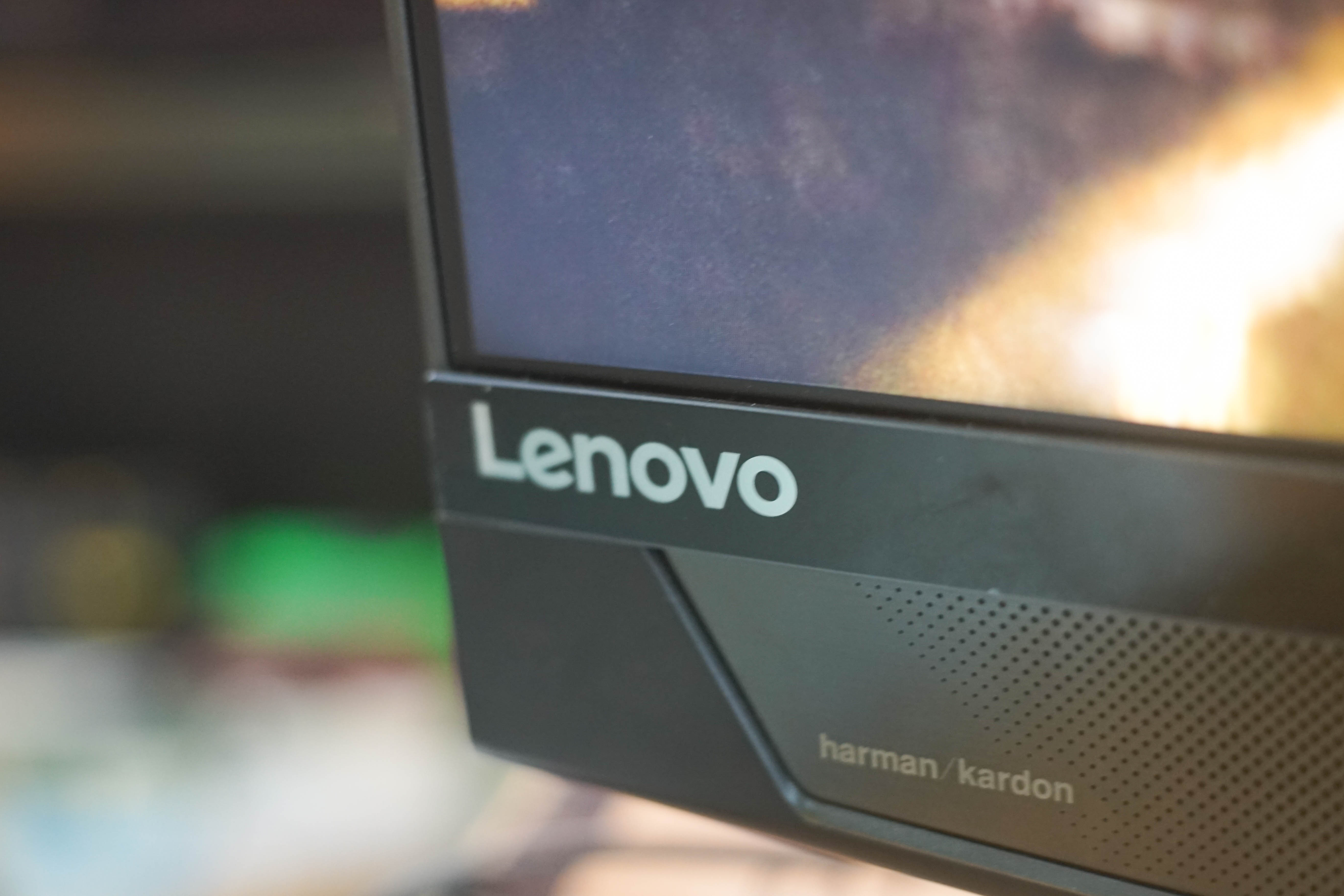 คอมมือสอง Lenovo ideacentre AIO 720-24IKB-F0CM0011TA i5-7400 RAM 8 GB SSD 512 GB GTX960A 23.8"