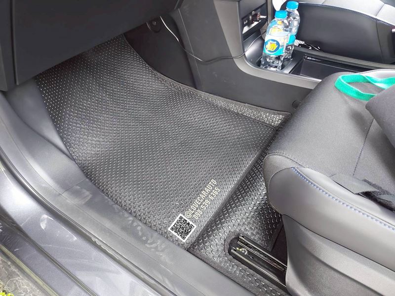 พรมกระดุมรถยนต์ NEW MG4 2025 กระดุมเล็กสีดำ