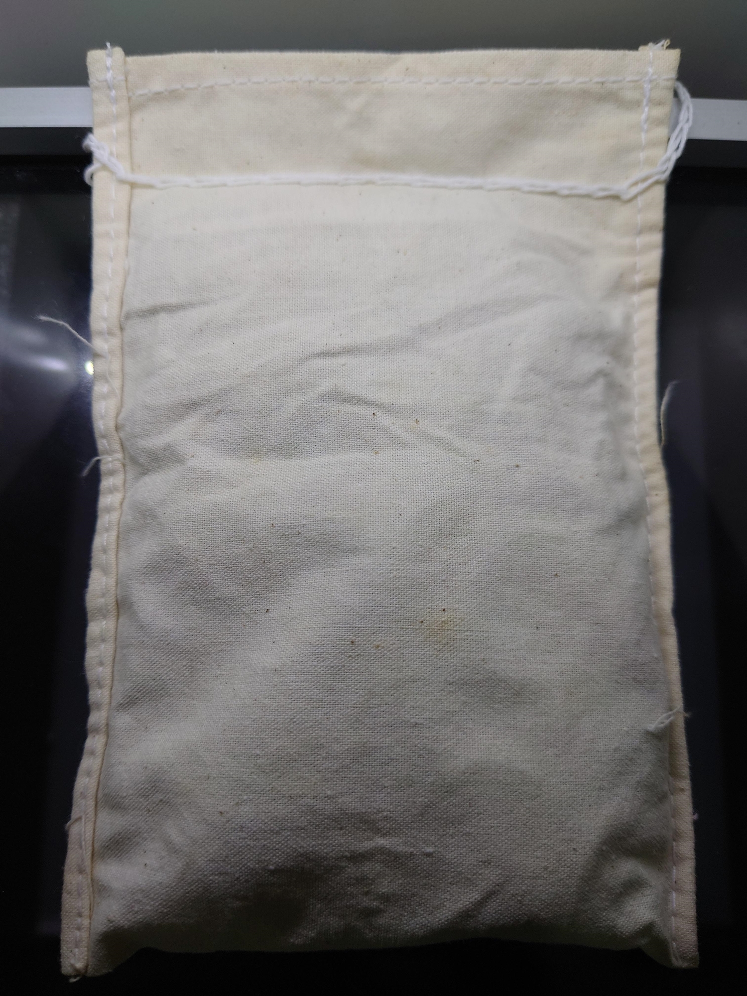 เหรียญยกถุง (100 เหรียญ) เหรียญ 10 บาท สองสี (ครุฑ) ที่ระลึกครบ 100 ปี ธนาคารแห่งแรก ธนาคารไทยพาณิชย์ ปี2550 ไม่ผ่านใช้