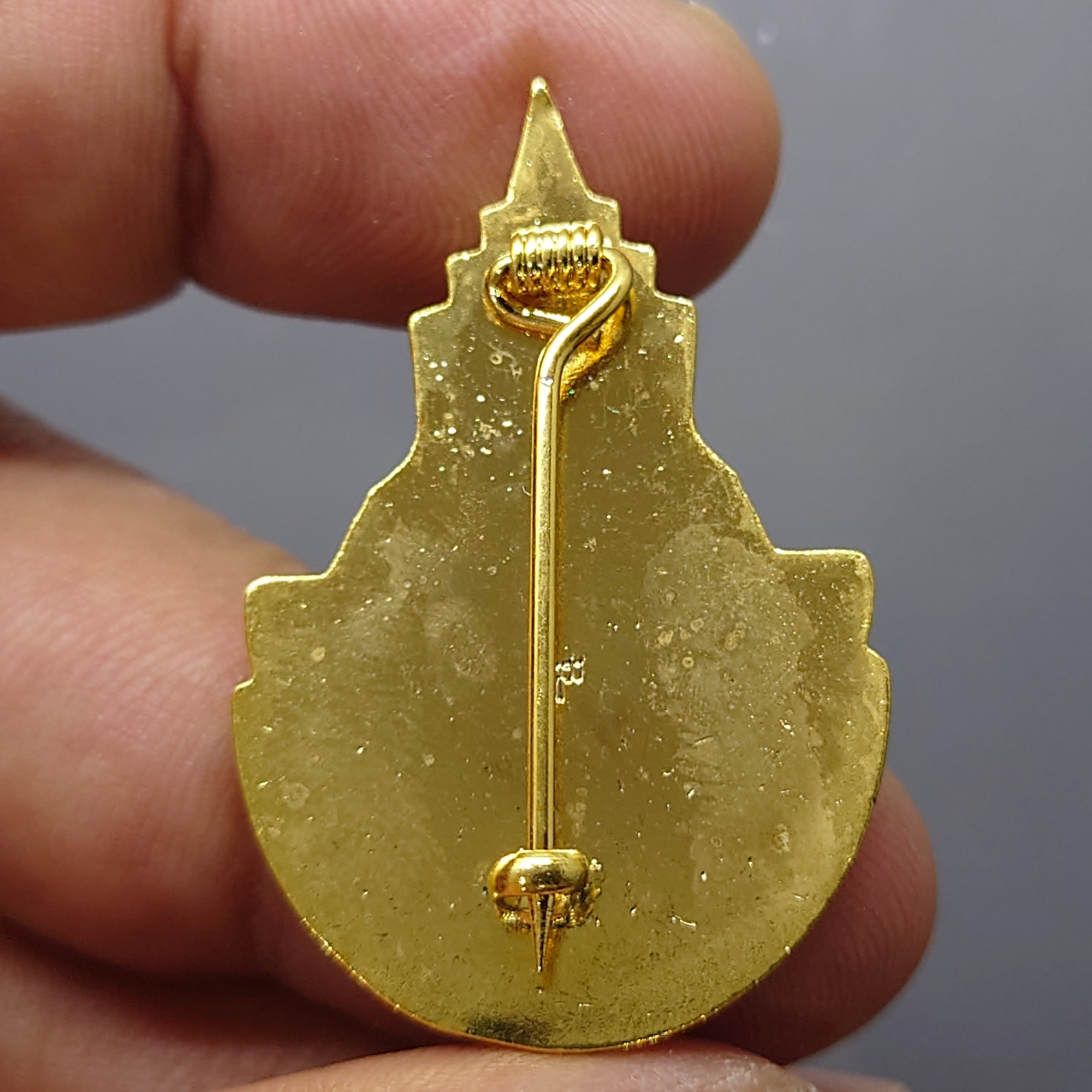 เข็มกลัด ญสส.เฉลิมพระเกียรติ ๘ รอบ ๙๖ พรรษา" สมเด็จพระญาณสังวรฯ สมเด็จพระสังฆราช วัดเทวสังฆาราม ปี2552 พร้อมตลับเดิม