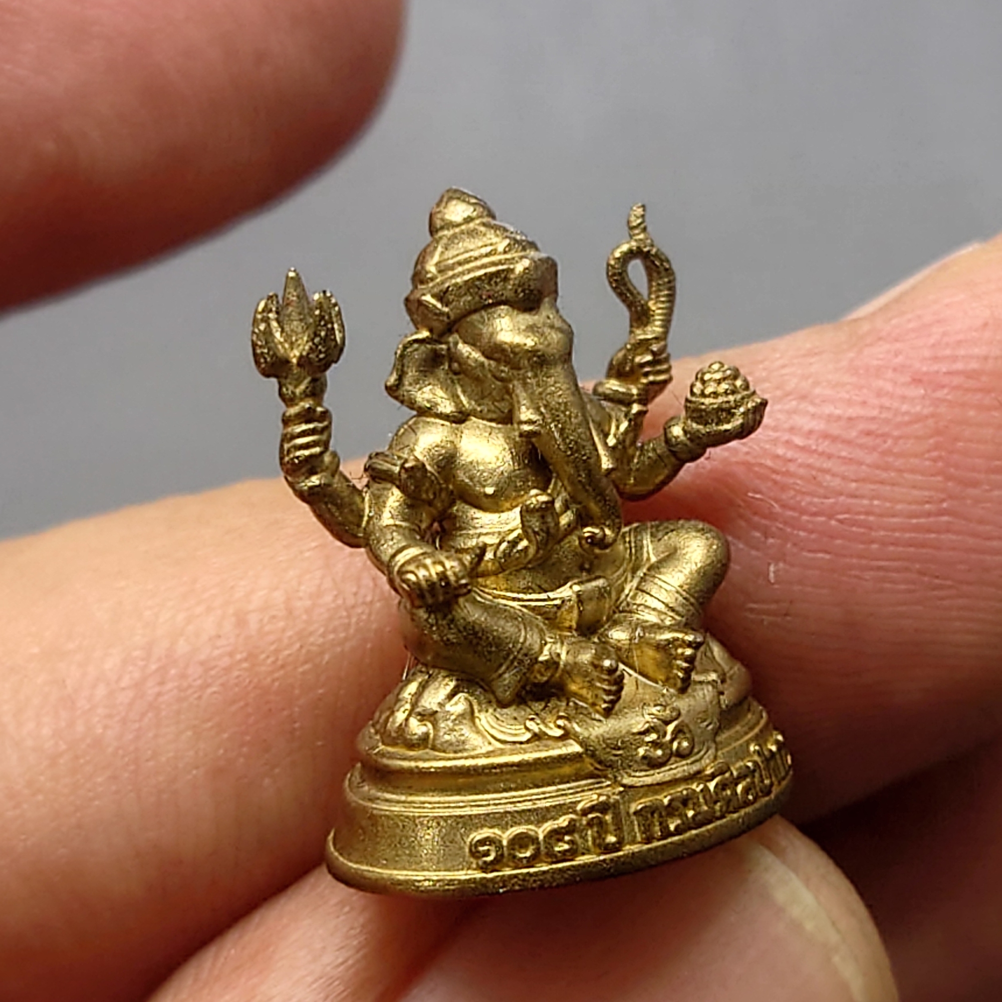 พระพิฆเนศ เนื้อสัมฤทธิ์ ที่ระลึก 108 ปี แห่งการสถาปนากรมศิลปากร พ.ศ.2562 พร้อมกล่องเดิม