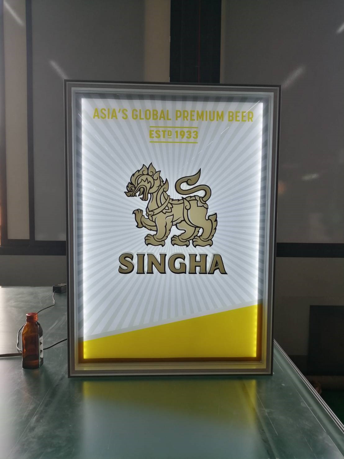 กรอบตู้ไฟกระจายแสงมิลเล่อ งานเบียร์สิงห์