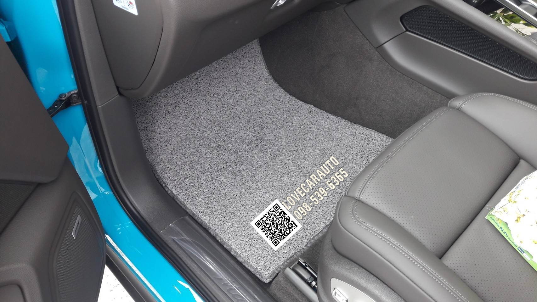 พรมดักฝุ่นปูพื้นรถยนต์ Porsche Macan ปอร์เช่ มาคันน์