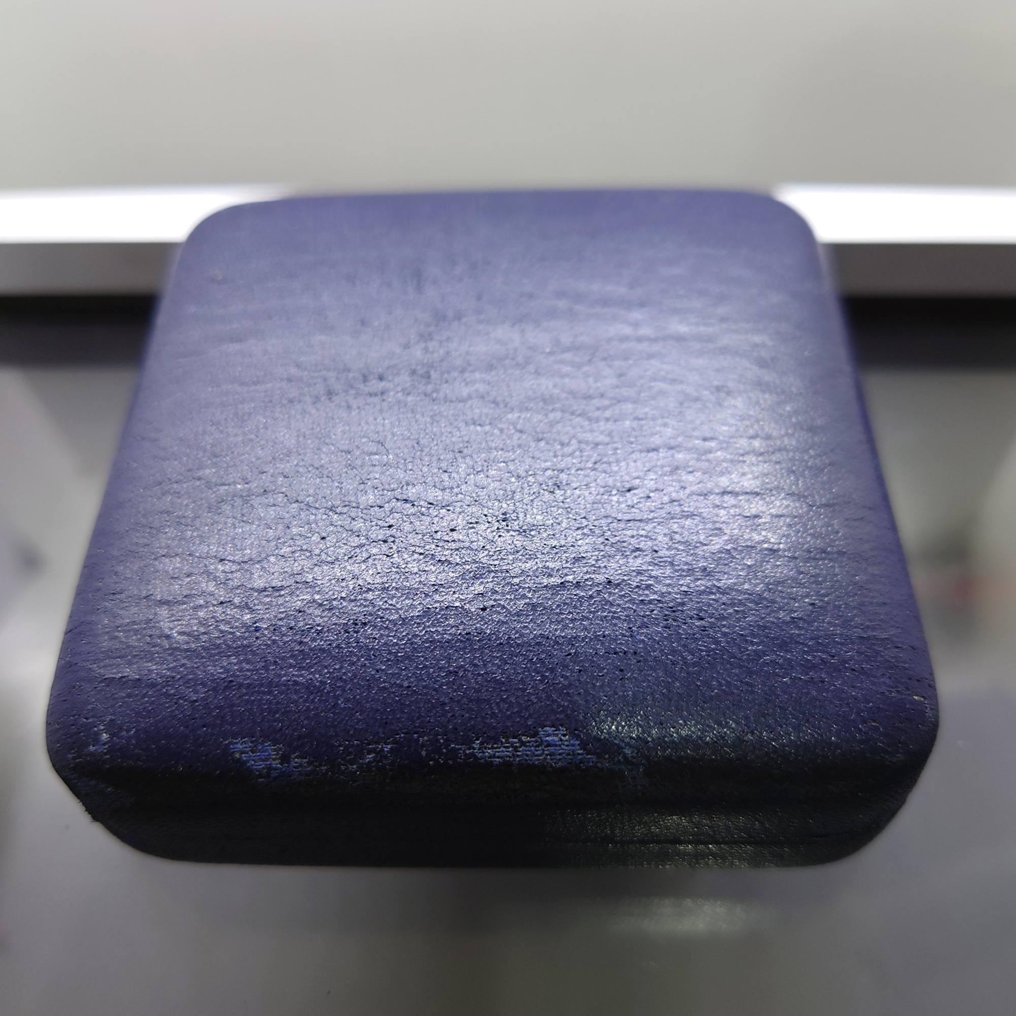 เหรียญรัชกาลที่5 ทรงยินดี เนื้อเงินหน้ากากทองคำแท้ ขนาด 3.2 ซ.ม.ที่ระลึกสร้างโรงพยาบาลพานทอง ปี2535 พร้อมกล่องเดิมๆ นิยม หายาก สร้างตามจอง