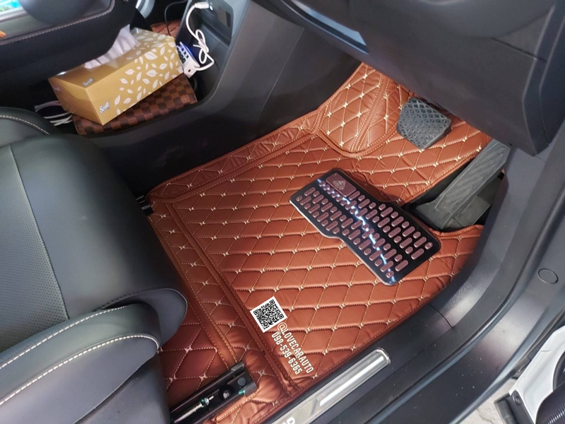 พรมปูพื้นรถยนต์ 6D Jaecoo 6 สีน้ำตาลเข้ม