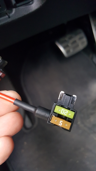 ฟิวส์แท็ป Micro Fuse Tab อุปกรณ์ต่อไฟในรถไม่ต้องตัดต่อสาย